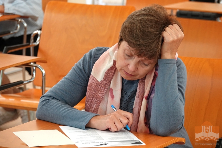 Kirjallisuussanelu 2025 Kansalliskirjastossa