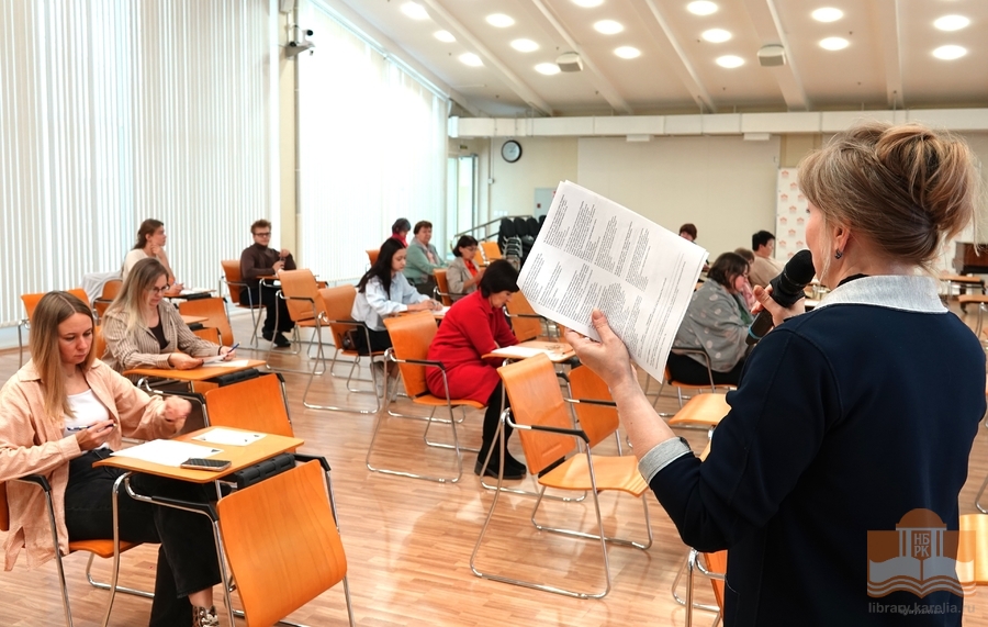 Kirjallisuussanelu 2025 Kansalliskirjastossa