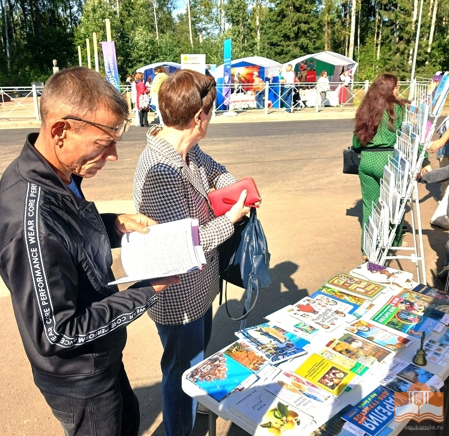 Karjalan tasavallan päivä Kansalliskirjaston kanssa Suojärvellä